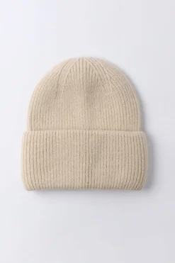 Angora Beanie (Beige)
