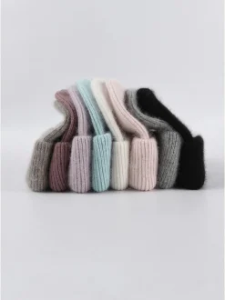 Angora Beanie (Beige)