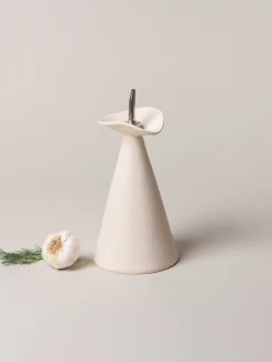 Flora Oil Cruet (Alabaster/Ivory)