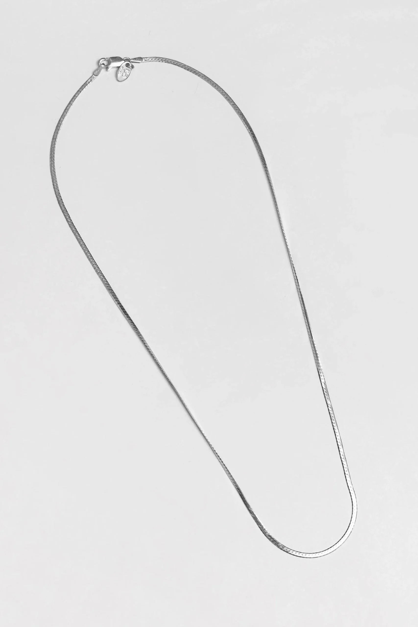 Thin Herringbone Chain (Silver)